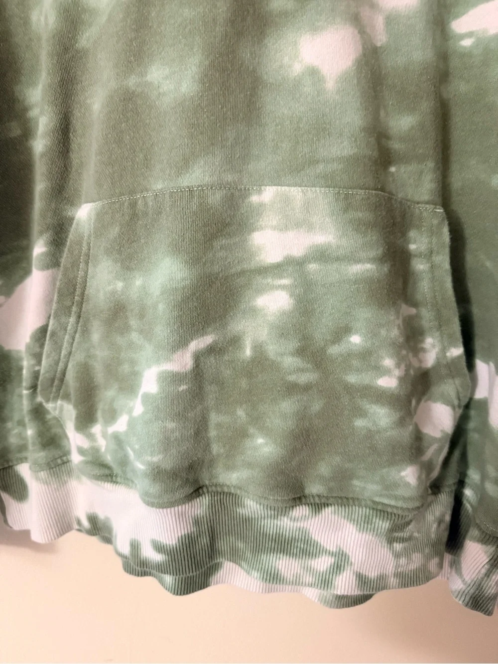 True Religion Green Tie-Dye Hoodie, Lighter Weight, sz L Men’s, Fits Women’s XL